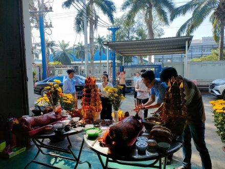 Khai Trương Đầu Năm 2025