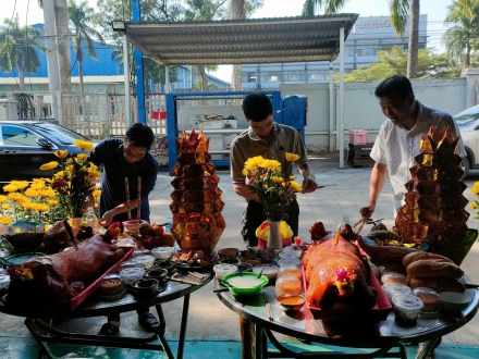 Khai Trương Đầu Năm 2025