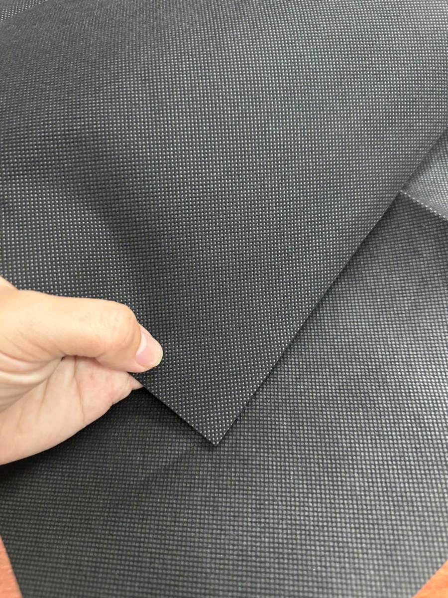 Vải không dệt PP spunbond màu đen của An Phong, bề mặt vân chấm liên kết nhiệt