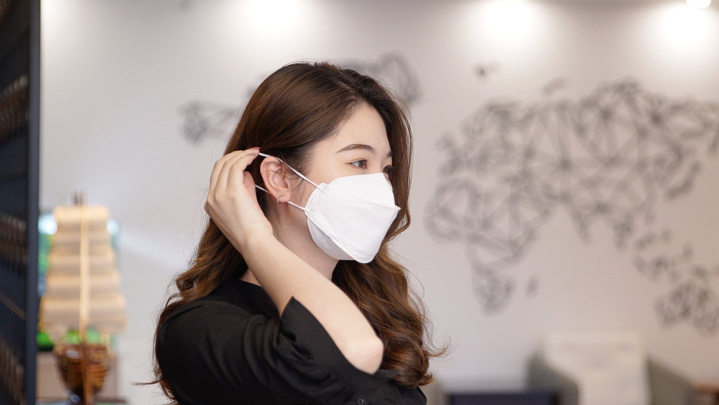 Khẩu trang KF94 dạng 4D làm từ vải không dệt