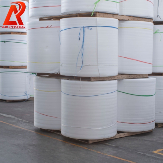 Vải không dệt PLA (Polylactic Acid) từ sợi ngô spunbonded